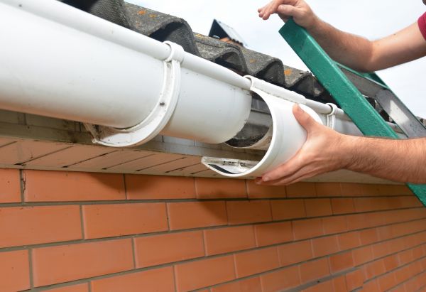Gutter Leakage Repair